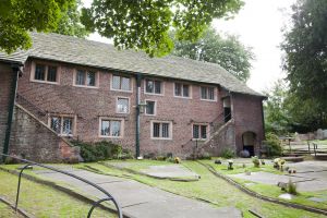unitarian chapel knutsford 2012 1 sm.jpg